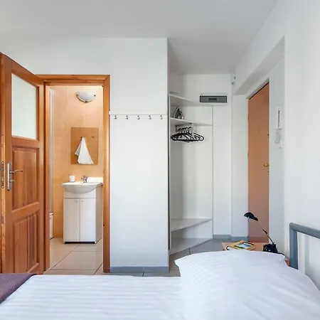 Apartment Sleepy3city Abrahama 16 *